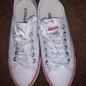 Used white converse-great condition